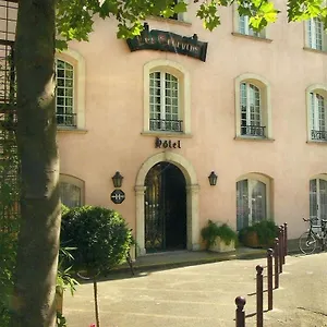 Les Echevins Hotel